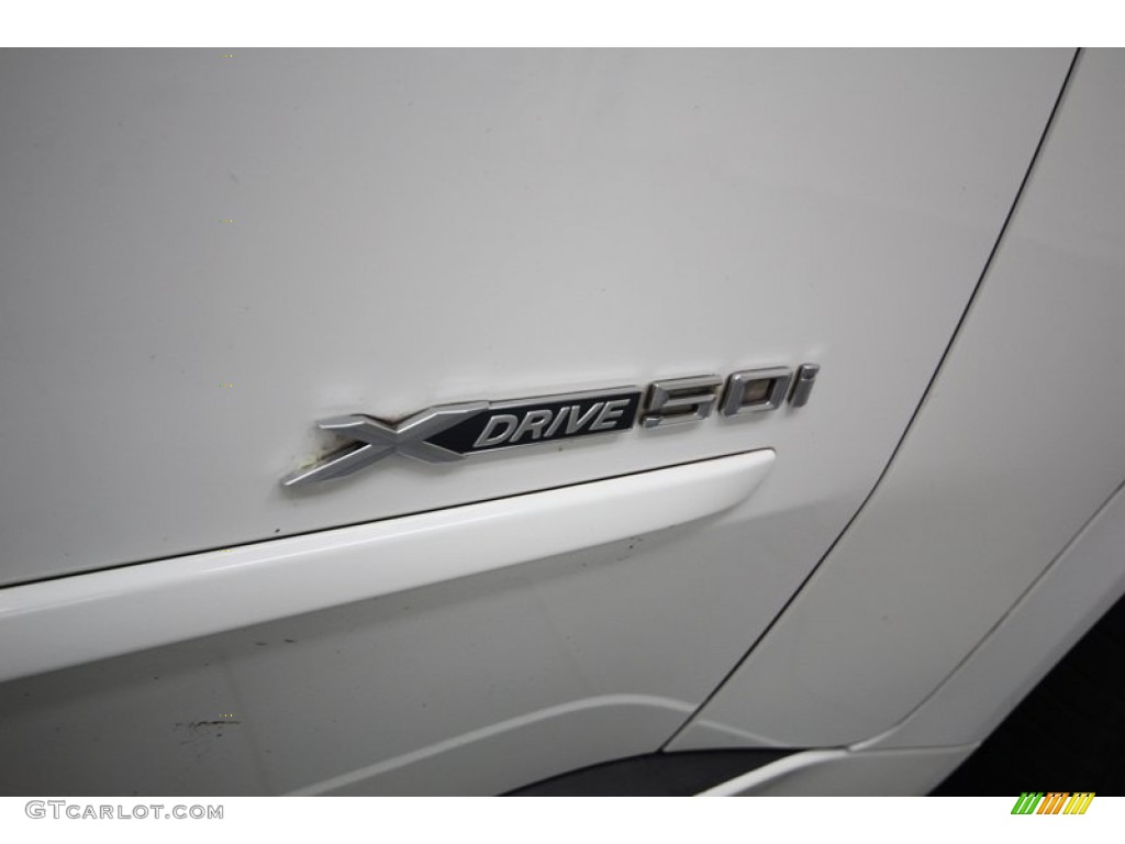 2012 BMW X5 xDrive50i Marks and Logos Photo #84079985