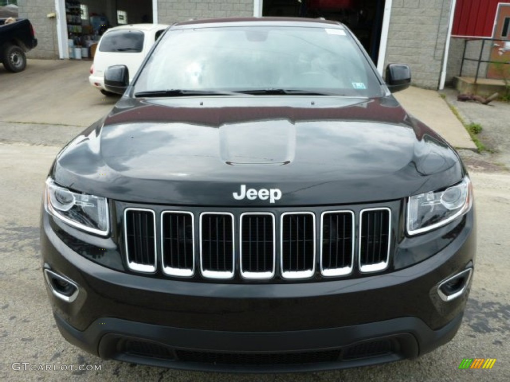 2014 Grand Cherokee Laredo 4x4 - Brilliant Black Crystal Pearl / Morocco Black photo #8