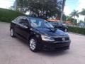 Black - Jetta SE Sedan Photo No. 7