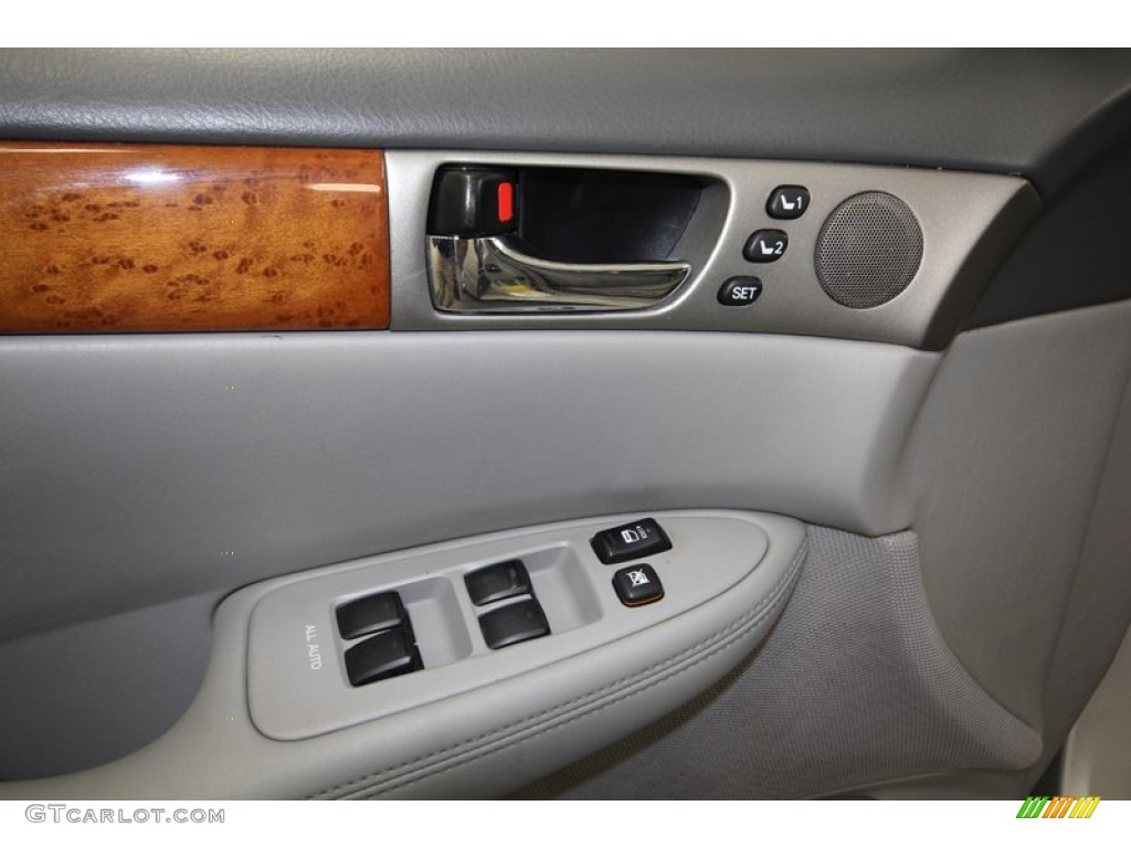 2005 Lexus ES 330 Controls Photo #84084665