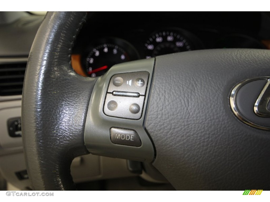 2005 Lexus ES 330 Controls Photo #84084797