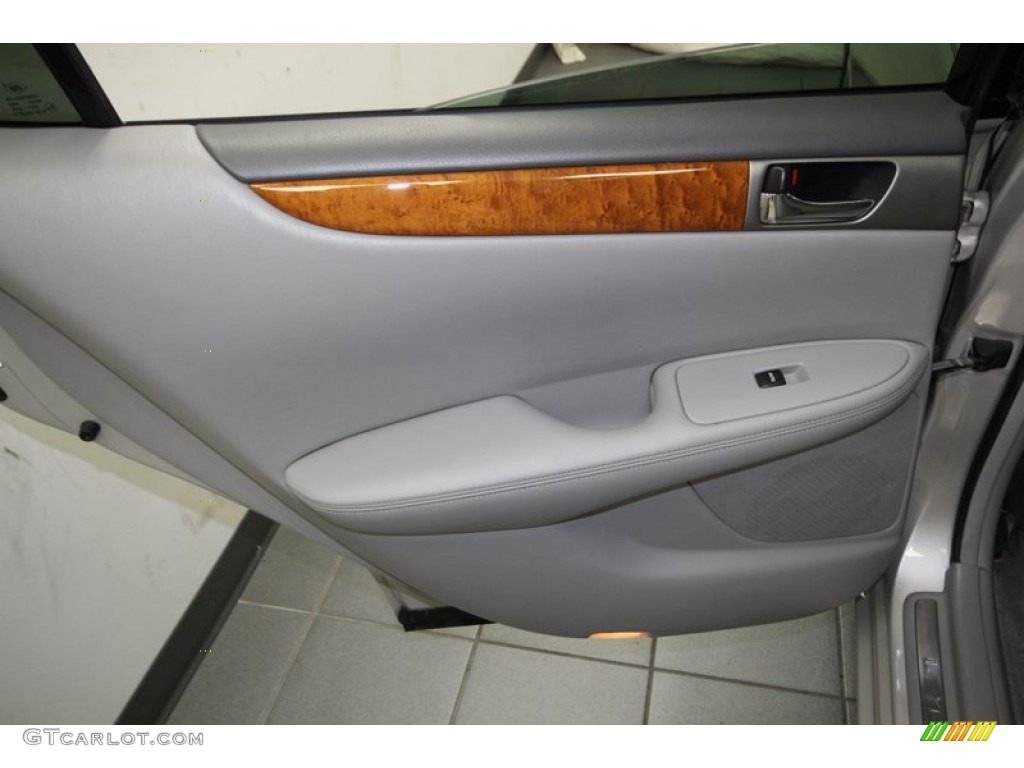 2005 Lexus ES 330 Black Door Panel Photo #84084836