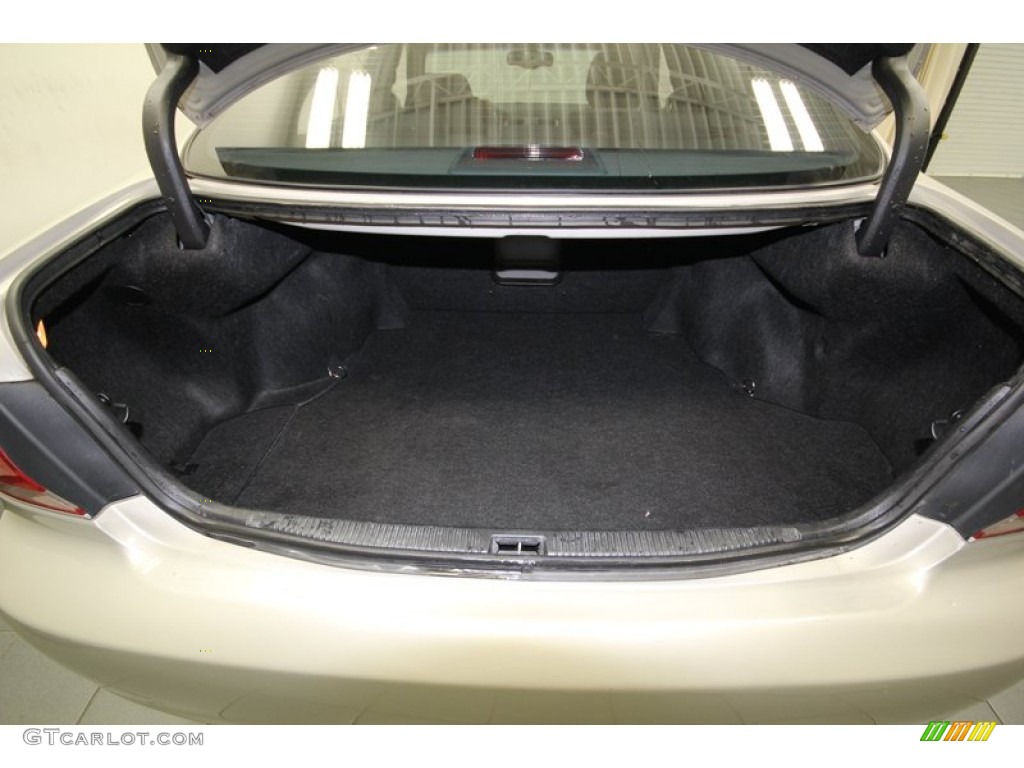 2005 Lexus ES 330 Trunk Photos