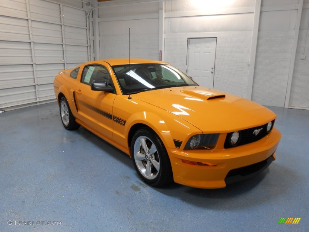 2008 Mustang GT/CS California Special Coupe - Grabber Orange / Dark Charcoal/Medium Parchment photo #4