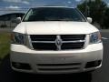 Stone White - Grand Caravan SXT Photo No. 4