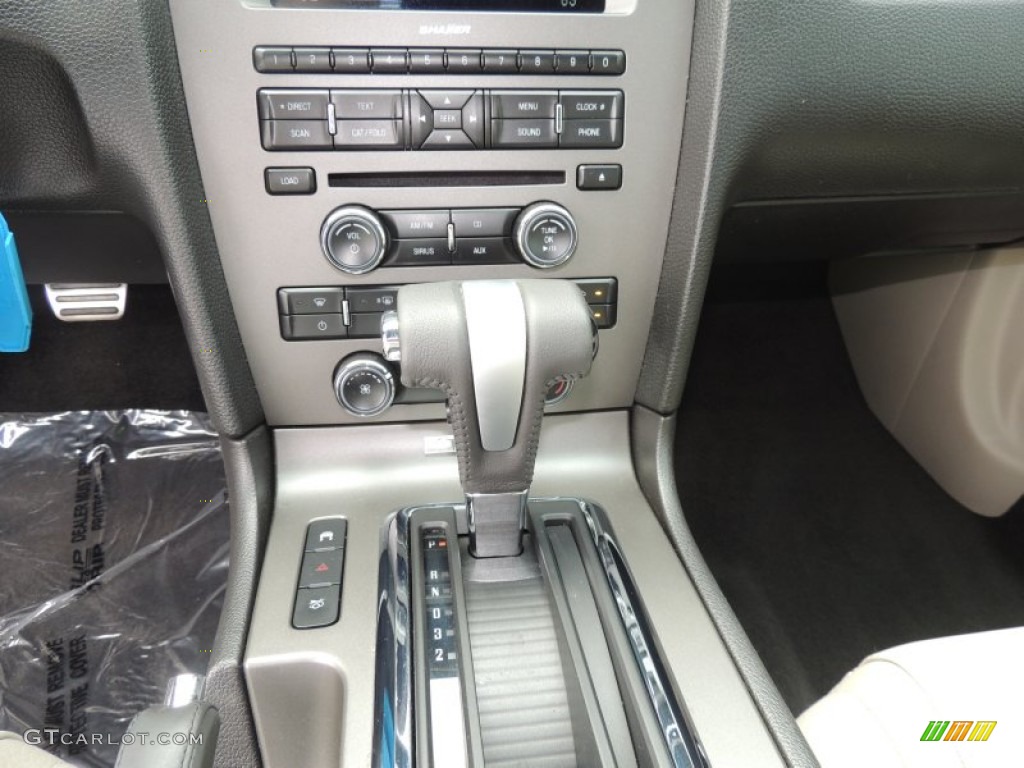 2011 Mustang V6 Premium Convertible - Performance White / Stone photo #18