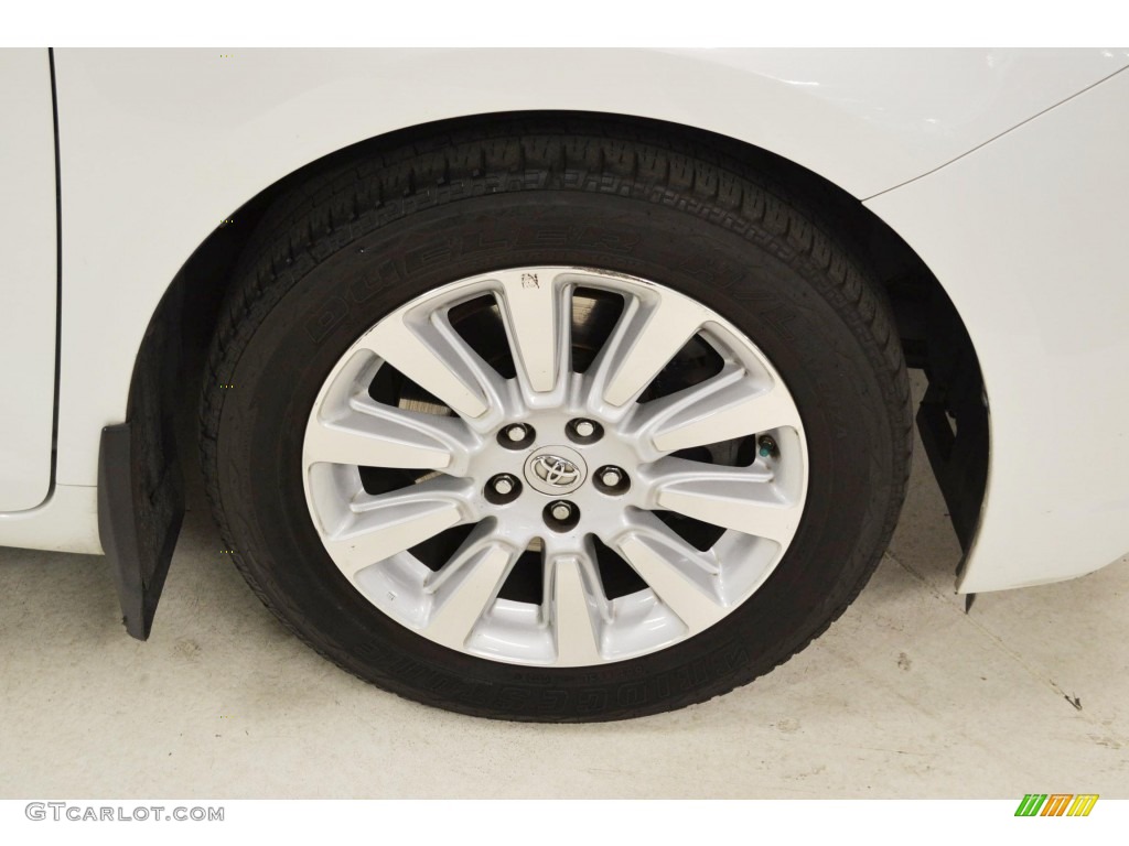 2011 Sienna Limited - Super White / Light Gray photo #3