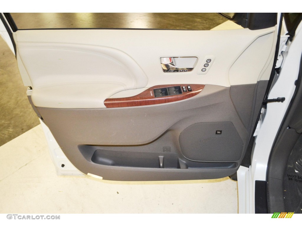 2011 Sienna Limited - Super White / Light Gray photo #12