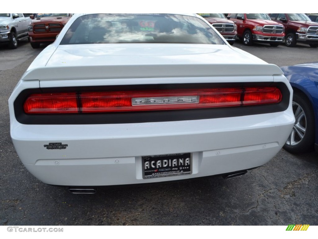 2013 Challenger SXT Plus - Bright White / Dark Slate Gray photo #4