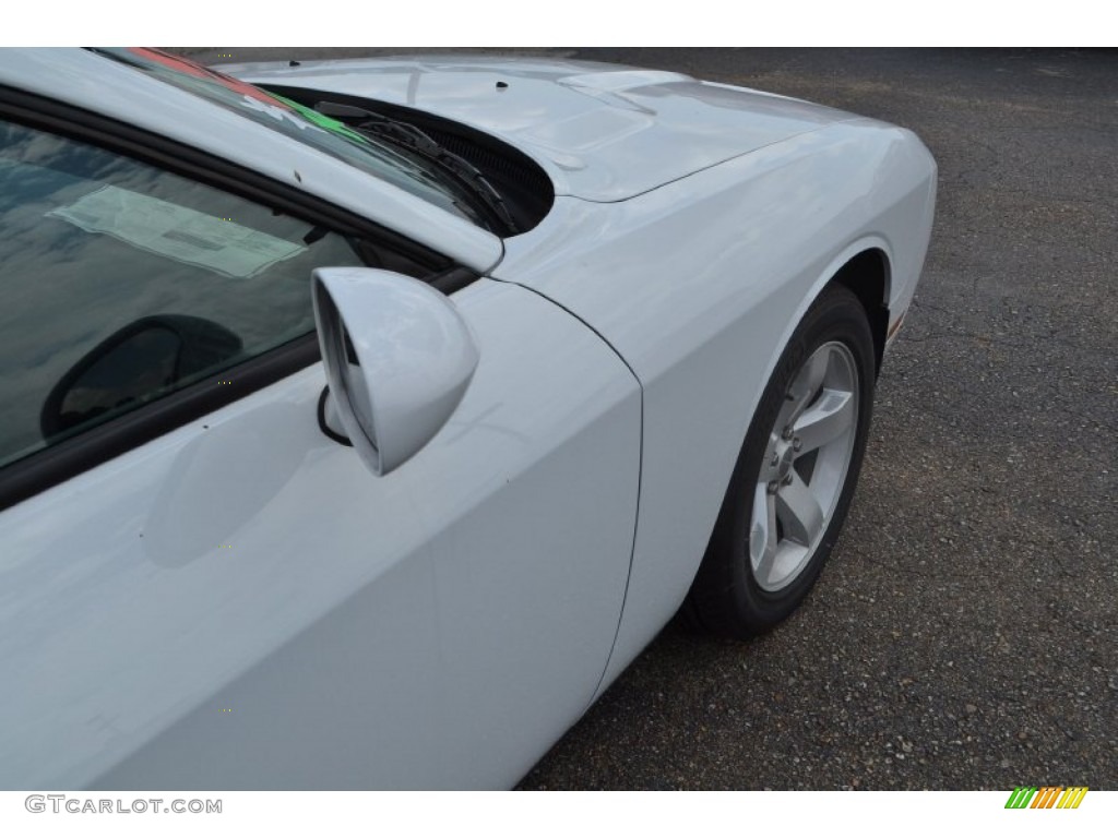 2013 Challenger SXT Plus - Bright White / Dark Slate Gray photo #8