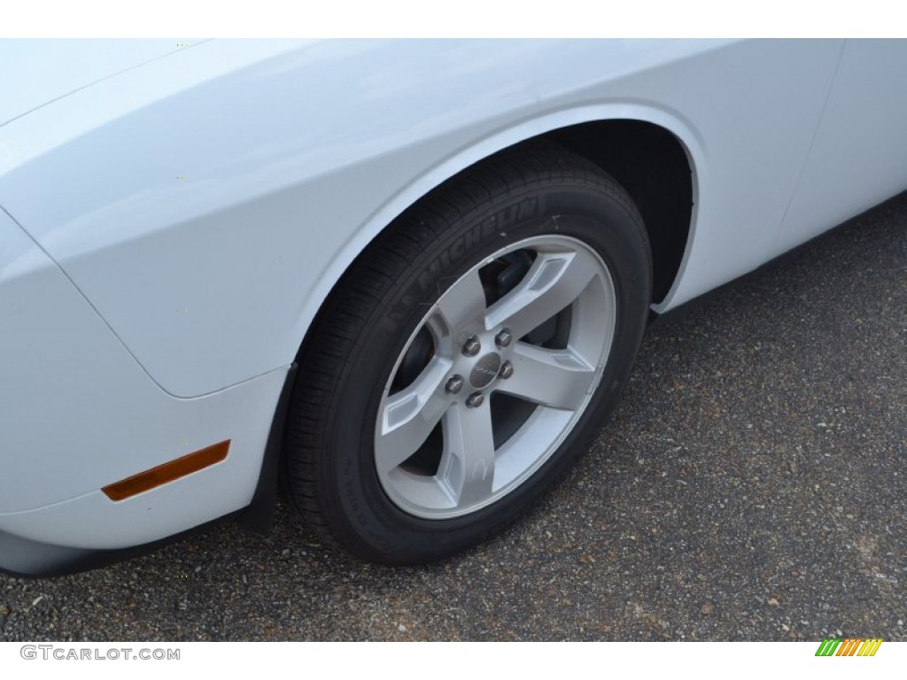 2013 Challenger SXT Plus - Bright White / Dark Slate Gray photo #12