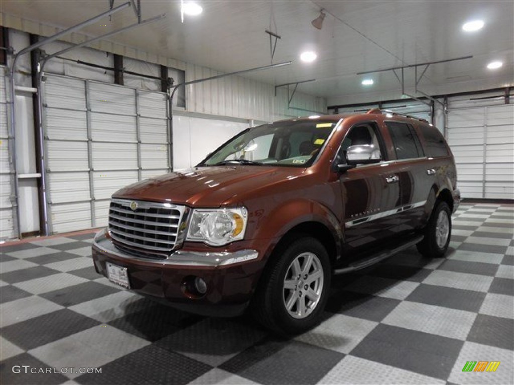 2007 Aspen Limited HEMI - Cognac Crystal Pearl / Dark Khaki/Light Graystone photo #3