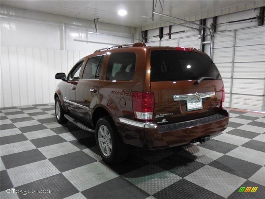 2007 Aspen Limited HEMI - Cognac Crystal Pearl / Dark Khaki/Light Graystone photo #5