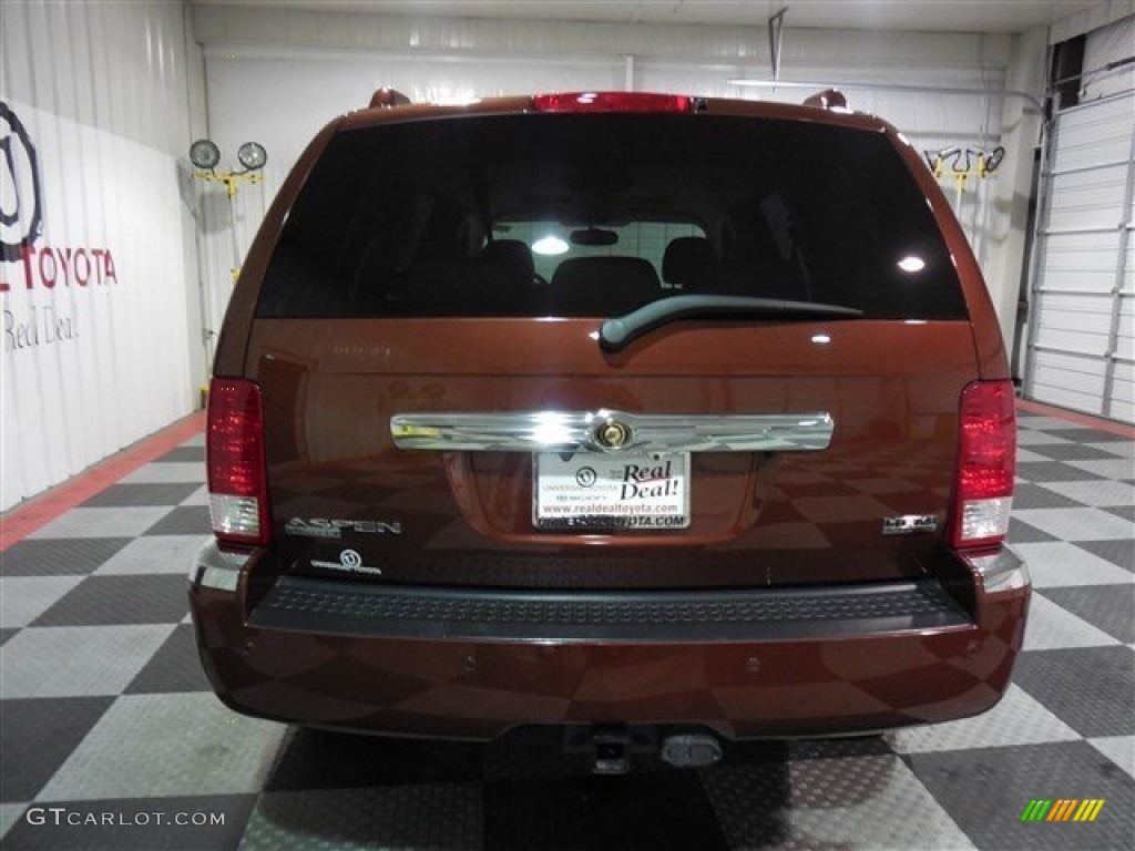 2007 Aspen Limited HEMI - Cognac Crystal Pearl / Dark Khaki/Light Graystone photo #6