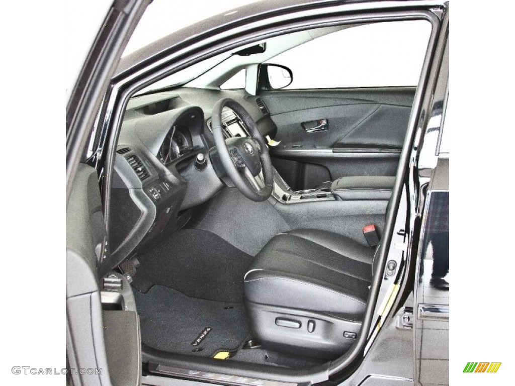 Black Interior 2013 Toyota Venza XLE Photo #84094559