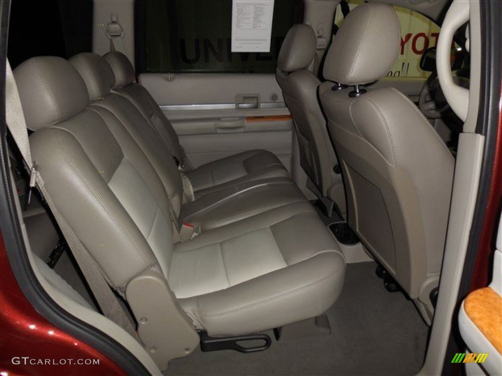 2007 Aspen Limited HEMI - Cognac Crystal Pearl / Dark Khaki/Light Graystone photo #19