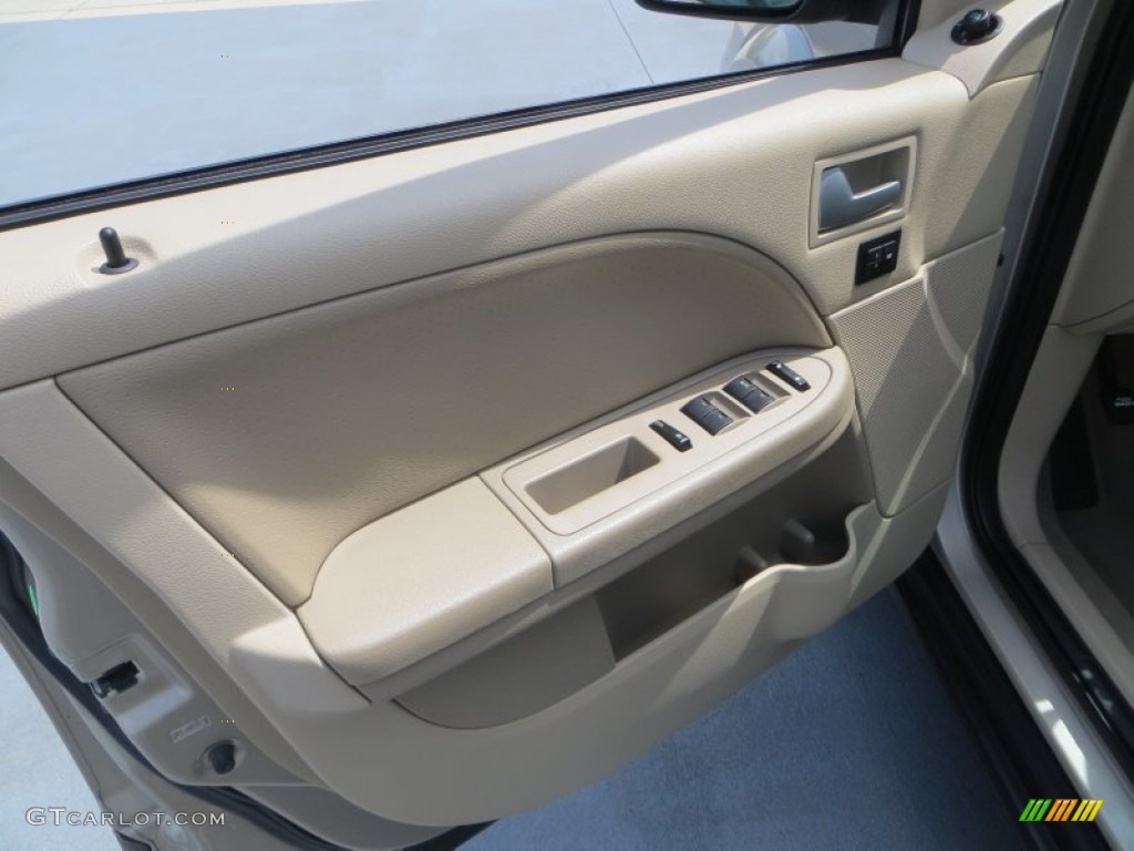 2005 Ford Freestyle Limited Door Panel Photos