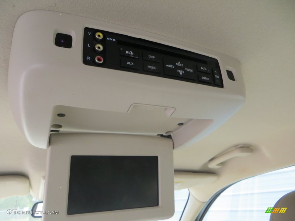 2005 Ford Freestyle Limited Entertainment System Photos