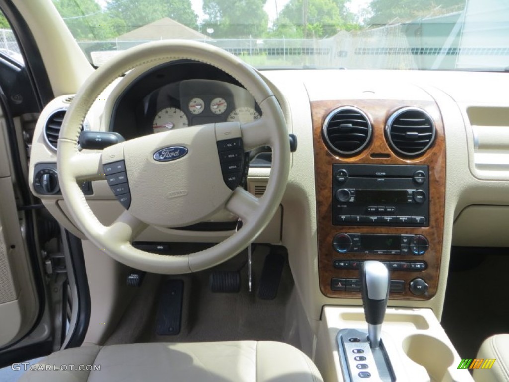 2005 Ford Freestyle Limited Dashboard Photos