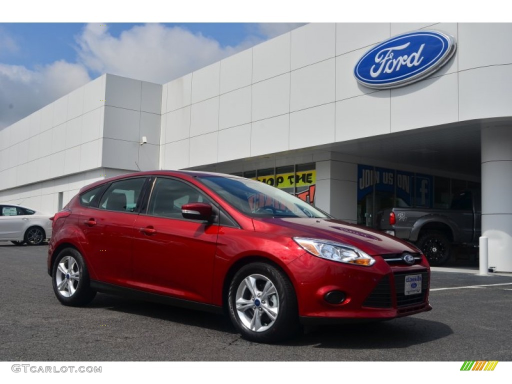 2013 Focus SE Hatchback - Ruby Red / Charcoal Black photo #1