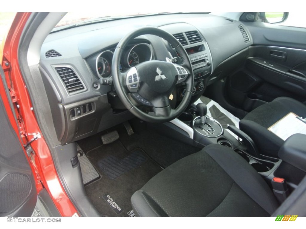 Black Interior 2013 Mitsubishi Outlander Sport ES Photo #84099305
