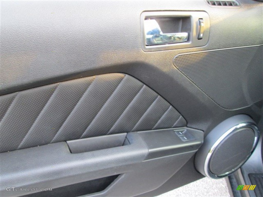 2010 Mustang GT Premium Coupe - Sterling Grey Metallic / Charcoal Black photo #11