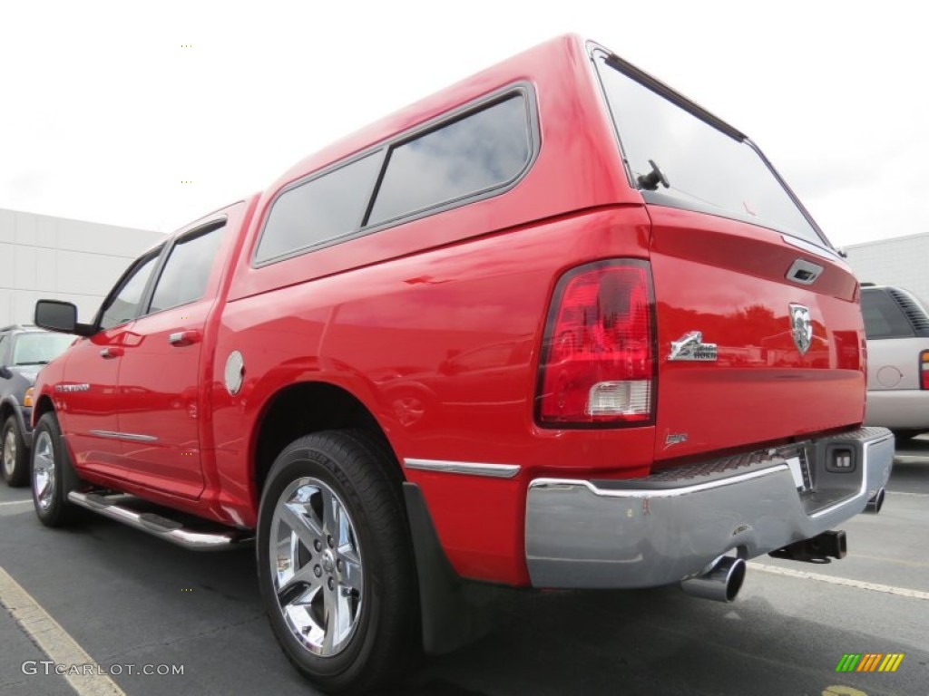 2011 Ram 1500 Big Horn Crew Cab - Flame Red / Dark Slate Gray/Medium Graystone photo #2