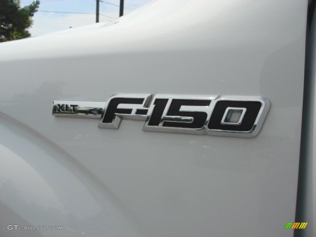 2011 F150 XLT SuperCrew 4x4 - Oxford White / Steel Gray photo #27