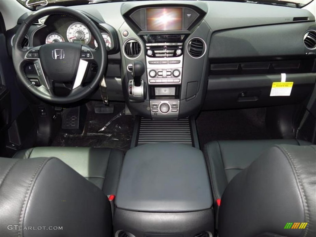 2013 Honda Pilot EX-L 4WD Dashboard Photos