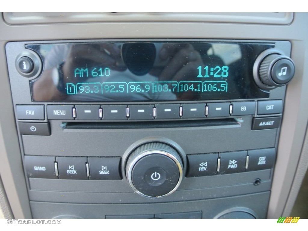 2009 HHR LT - Gold Mist Metallic / Cashmere photo #12
