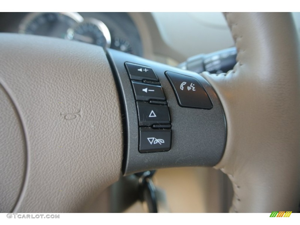 2009 HHR LT - Gold Mist Metallic / Cashmere photo #13