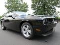 Pitch Black - Challenger SXT Photo No. 4