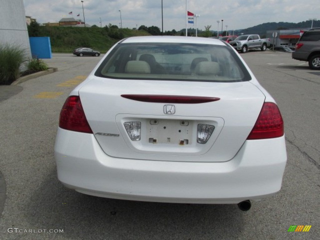 2007 Accord EX Sedan - Taffeta White / Ivory photo #8