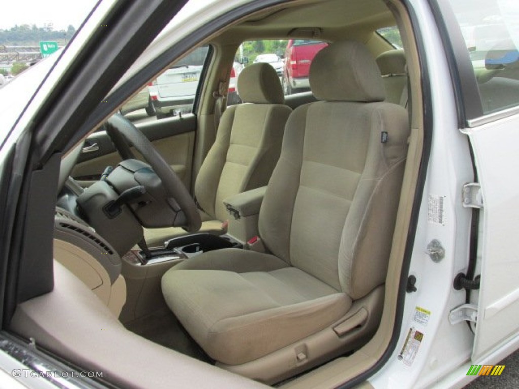 2007 Accord EX Sedan - Taffeta White / Ivory photo #11