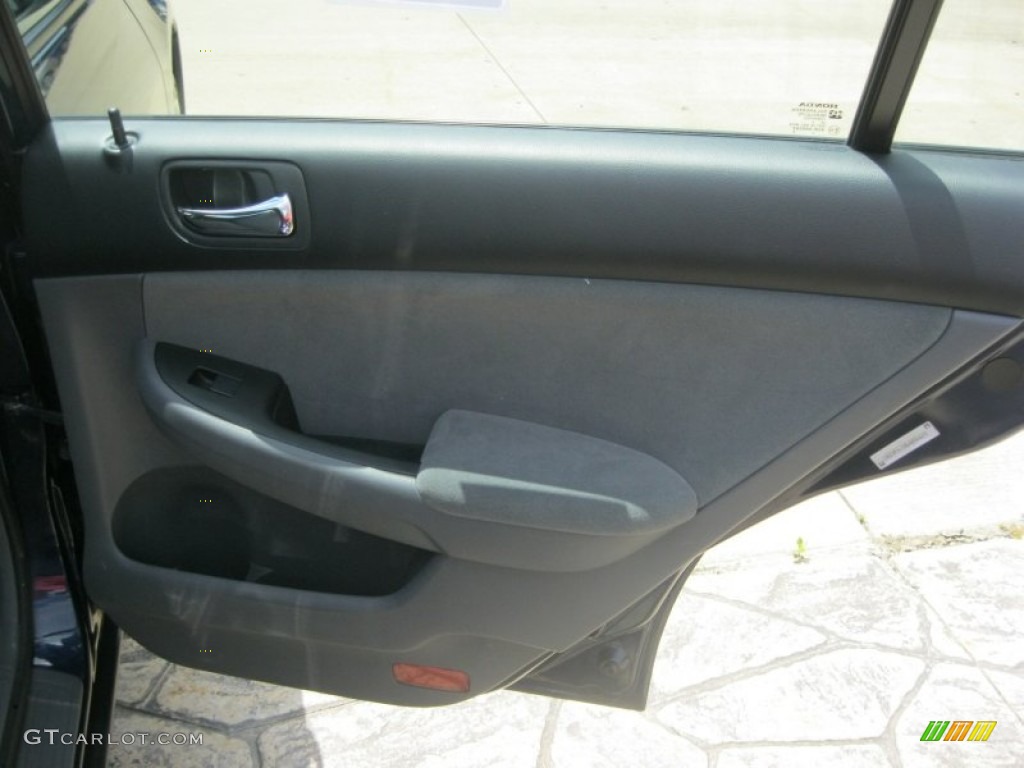 2006 Accord Value Package Sedan - Royal Blue Pearl / Gray photo #28