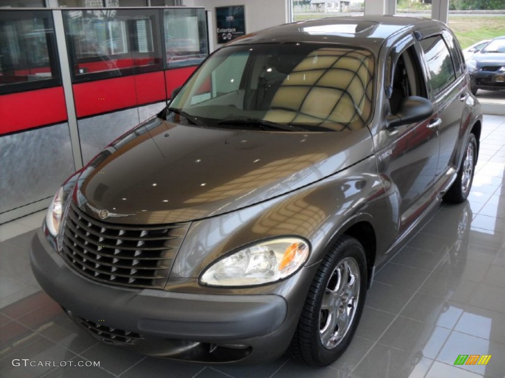 2001 PT Cruiser Limited - Taupe Frost Metallic / Taupe/Pearl Beige photo #1