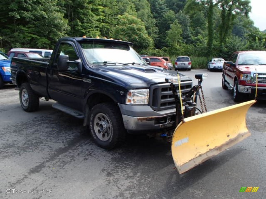 2005 F350 Super Duty XL Regular Cab 4x4 Plow Truck - True Blue Metallic / Medium Flint photo #2