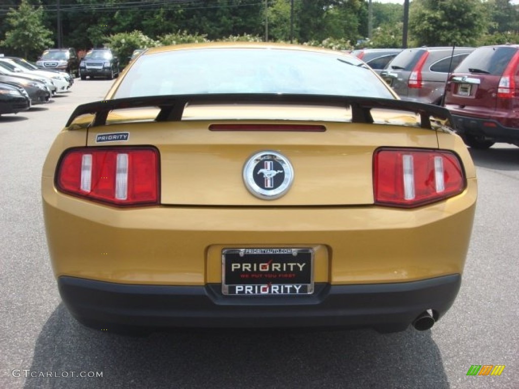 2010 Mustang V6 Coupe - Sunset Gold Metallic / Charcoal Black photo #5