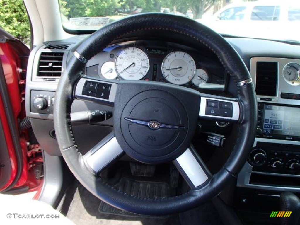 2010 Chrysler 300 300S V8 Steering Wheel Photos