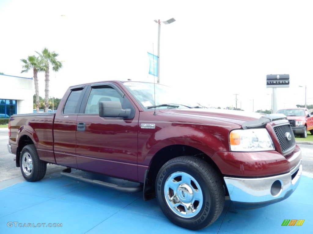 2006 F150 XLT SuperCab - Dark Toreador Red Metallic / Medium/Dark Flint photo #8