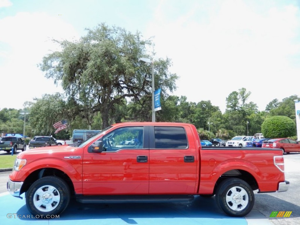 Race Red 2013 Ford F150 XLT SuperCrew Exterior Photo #84116522