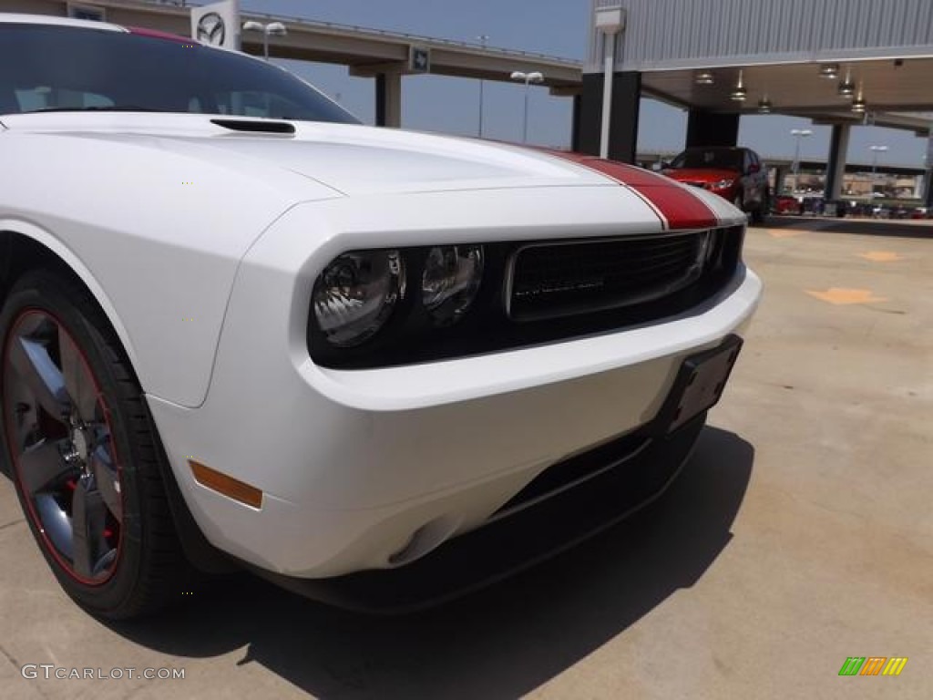 2013 Challenger Rallye Redline - Bright White / Dark Slate Gray photo #13