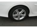 Super White - Camry SE Photo No. 9