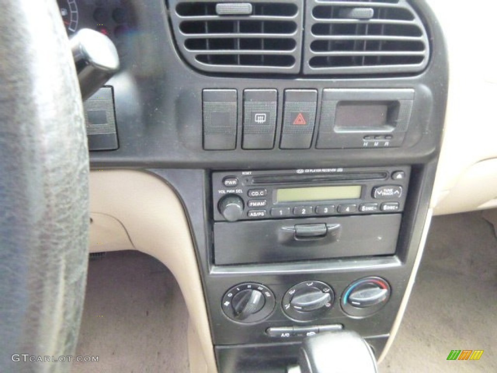 2002 Spectra LS Sedan - Black / Gray photo #13