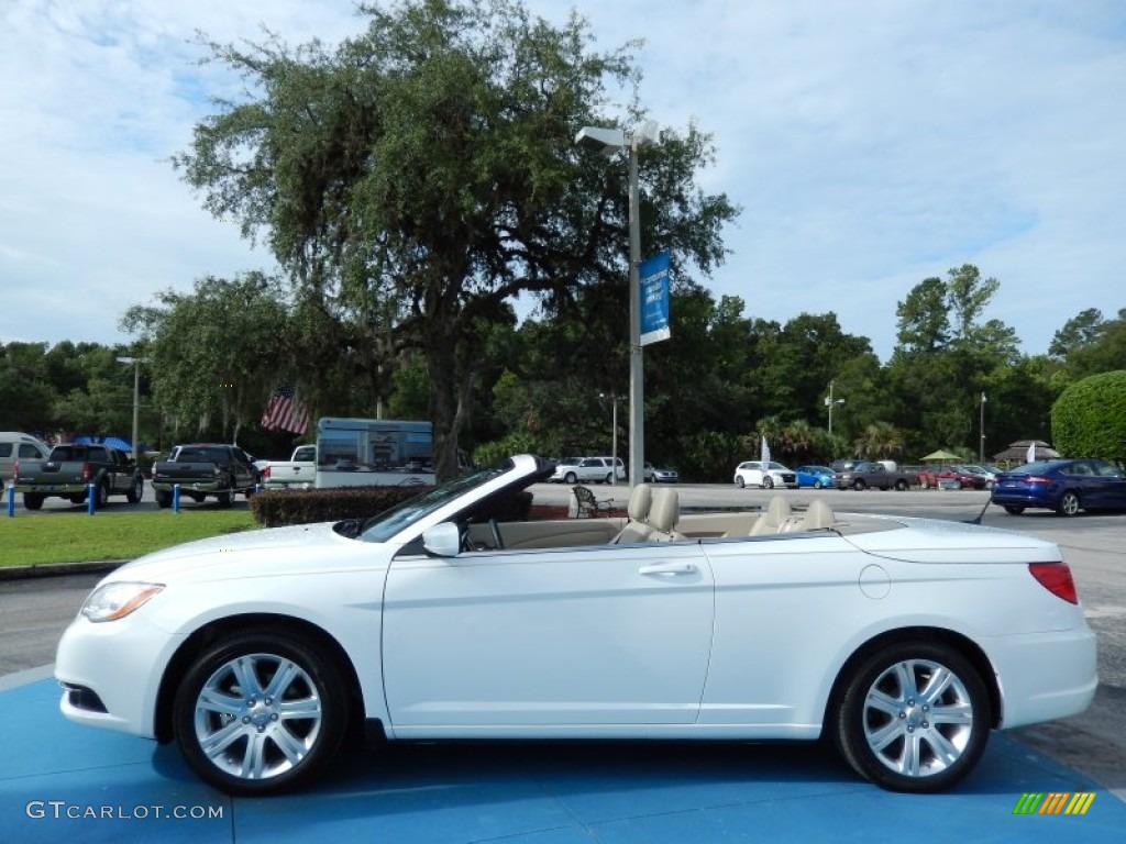 2013 200 Touring Convertible - Bright White / Black/Light Frost Beige photo #9
