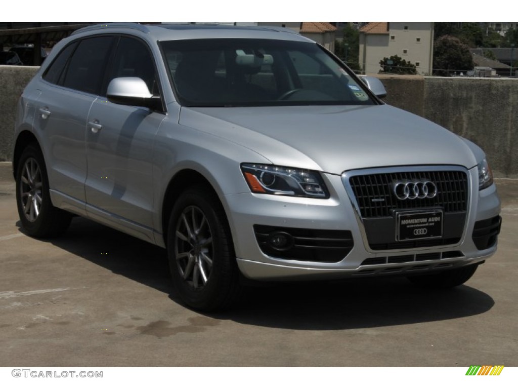 2011 Q5 2.0T quattro - Ice Silver Metallic / Black photo #1