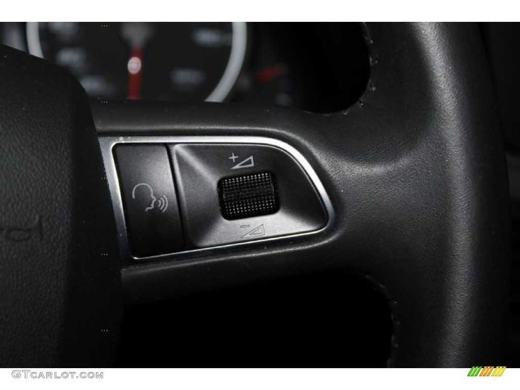 2011 Q5 2.0T quattro - Ice Silver Metallic / Black photo #19