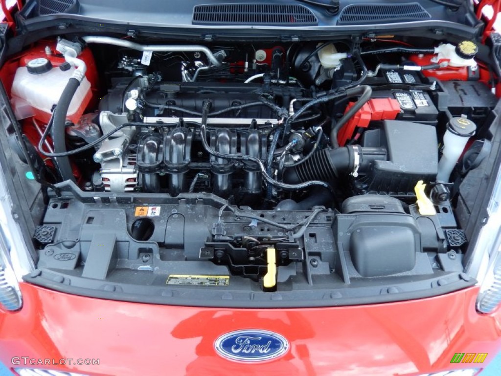 2014 Fiesta SE Sedan - Race Red / Charcoal Black photo #11