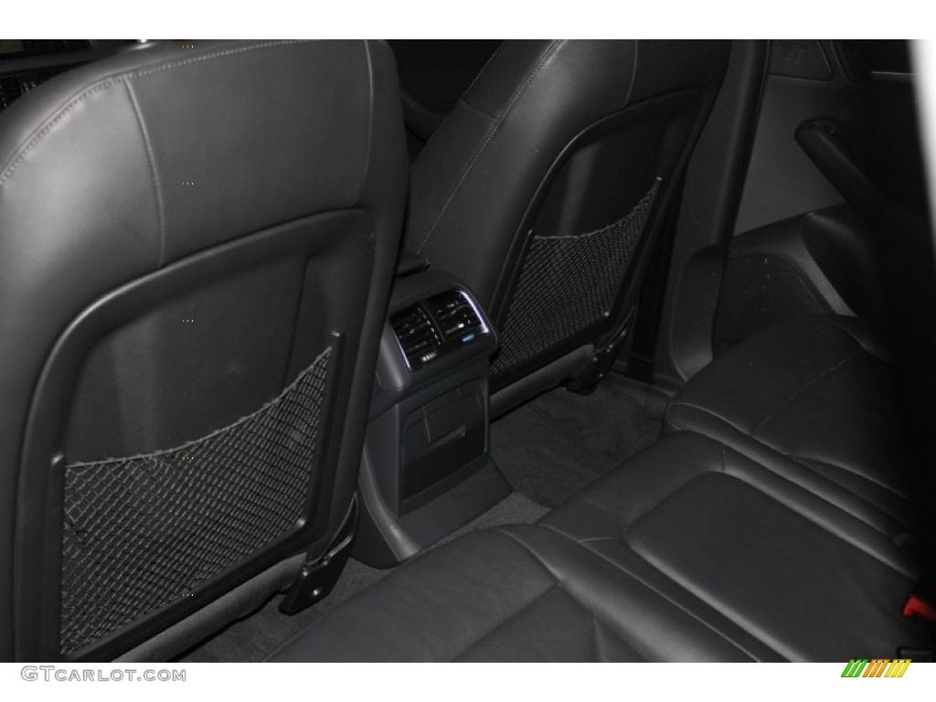 2011 Q5 2.0T quattro - Ice Silver Metallic / Black photo #35