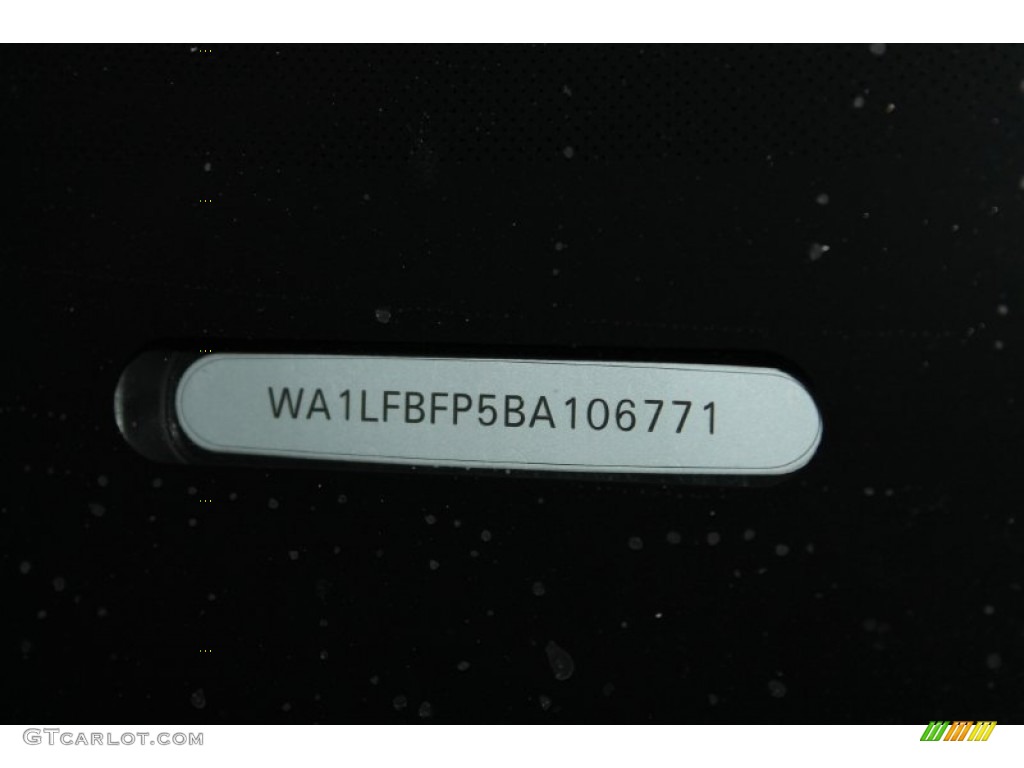 2011 Q5 2.0T quattro - Ice Silver Metallic / Black photo #45